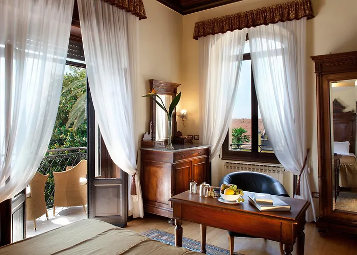 Hotel Giulia 4*