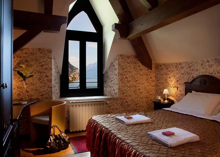 Hotel Giulia Gargnano