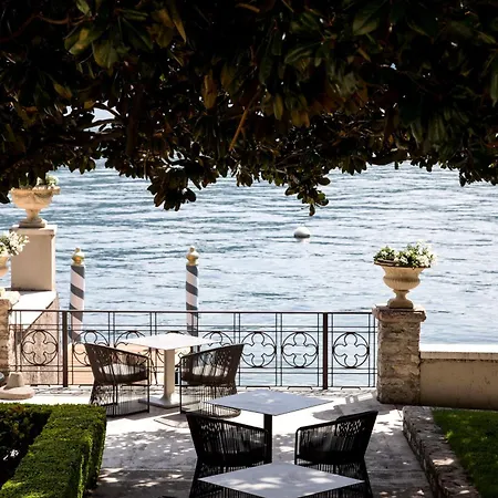 Hotell Giulia 4*